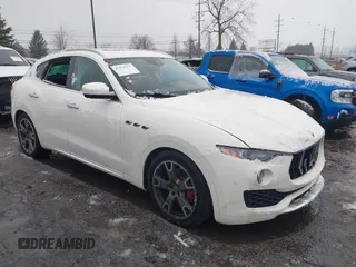 2017 Maserati Levante z VIN ZN661XUL3HX239290, wystawiony jako IAAI lot #41674157 z przebiegiem 70 076 mil mil oraz . Historia ofert i sprzedaży dostępna na DreamBid. Obrazek 1.