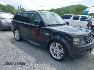 2013 Land Rover Range Rover Sport HSE Lux z VIN SALSK2D42DA761018, wystawiony jako IAAI lot #42509437 z przebiegiem 148 151 mil mil oraz . Historia ofert i sprzedaży dostępna na DreamBid. Obrazek 1.
