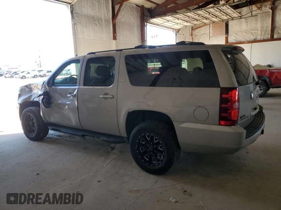 2009 Chevrolet Suburban 2LT с VIN 1GNFK26399J118063, выставлен на аукционе Copart как лот 47014765 с пробегом 239 209 миль миль и Списание • Salvage title. История ставок и продаж доступна на DreamBid. Изображение 2.