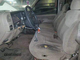 1998 Chevrolet Silverado 1500 with VIN 1GCEK14R7WZ176742, listed as a Copart auction lot 88497035 with 224,223 mi miles and Salvage Title. Bid and sale history available at DreamBid. Image 7.