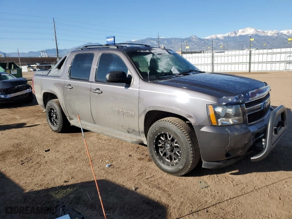 2010 Chevrolet Avalanche LS with VIN 3GNVKEE09AG139649, listed as a Copart auction lot 47653345 with 192,471 mi miles and Salvage Title. Bid and sale history available at carsss.com. Image 4.