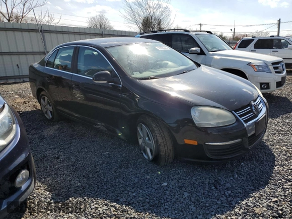 2008 Volkswagen Jetta Sedan SE with VIN 3VWRM71K88M152165, listed as a Copart auction lot 50568335 with 98,739 mi miles and Salvage Title. Bid and sale history available at carsss.com. Image 4.