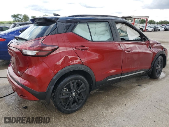2021 Nissan Kicks SR z VIN 3N1CP5DV8ML537710, wystawiony jako Copart lot #56881755 z przebiegiem 27 402 mil mil oraz Szkoda całkowita • Salvage title. Historia ofert i sprzedaży dostępna na DreamBid. Obrazek 3.