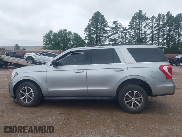 2020 Ford Expedition XL с VIN 1FMJU1FT8LEA72065, выставлен на аукционе IAAI как лот 42202063 с пробегом Не указан миль и . История ставок и продаж доступна на DreamBid. Изображение 14.