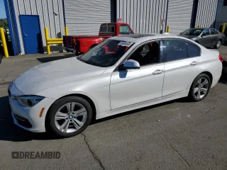 2016 BMW 3 Series 328i xDrive z VIN WBA8E3G52GNT26206, wystawiony jako Copart lot #58084645 z przebiegiem 83 811 mil mil oraz Szkoda całkowita • Salvage title. Historia ofert i sprzedaży dostępna na DreamBid. Obrazek 1.