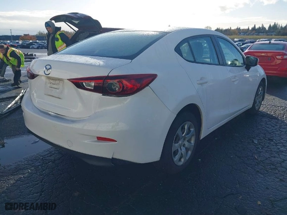 2014 Mazda Mazda3 i Sport with VIN JM1BM1U71E1119851, listed as a IAAI auction lot 41802181 with 1 mi miles. Bid and sale history available at carsss.com. Image 4.