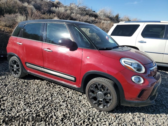2016 FIAT 500L Trekking with VIN ZFBCFADH2GZ037674, listed as a Copart auction lot 47081605 with 58,467 mi miles and Salvage Title. Bid and sale history available at carsss.com. Image 4.