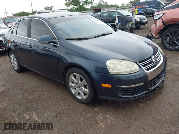 2008 Volkswagen Jetta SE with VIN 3VWRM71K48M123343, listed as a IAAI auction lot 42278272 with 206,469 mi miles and . Bid and sale history available at DreamBid. Image 1.
