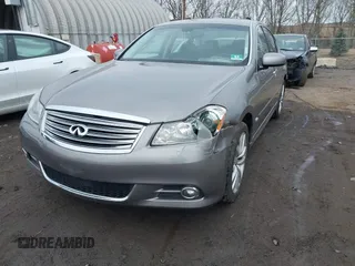 2010 Infiniti M with VIN JN1CY0AR0AM960483, listed as a IAAI auction lot 41619095 with 81,690 mi miles. Bid and sale history available at carsss.com. Image 6.