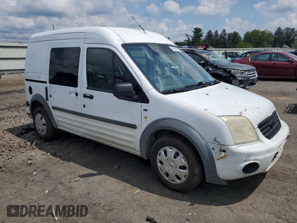 2010 Ford Transit Connect XLT z VIN NM0KS9BN6AT031475, wystawiony jako Copart lot #64888655 z przebiegiem 359 380 mil mil oraz Czysty tytuł • Clean title. Historia ofert i sprzedaży dostępna na DreamBid. Obrazek 4.