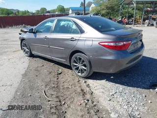 2017 Toyota Camry XLE z VIN 4T1BF1FK6HU307775, wystawiony jako IAAI lot #42123374 z przebiegiem 53 183 mil mil oraz . Historia ofert i sprzedaży dostępna na DreamBid. Obrazek 3.