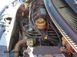 2002 Dodge Caravan Sport with VIN 2B8GP44352R674431, listed as a IAAI auction lot 40952145 with 115,989 mi miles and . Bid and sale history available at DreamBid. Image 12.