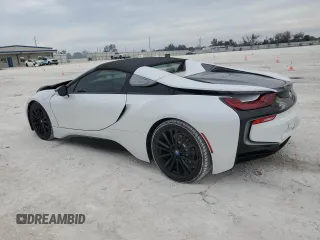 2019 BMW i8 z VIN WBY2Z6C50KVB83206, wystawiony jako Copart lot #81693973 z przebiegiem 25 712 mil mil oraz . Historia ofert i sprzedaży dostępna na DreamBid. Obrazek 2.