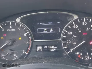 2014 Nissan Pathfinder S with VIN 5N1AR2MM7EC689345, listed as a IAAI auction lot 41868799 with 101,068 mi miles. Bid and sale history available at carsss.com. Image 7.