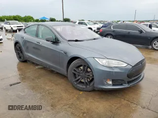 2013 Tesla Model S with VIN 5YJSA1CNXDFP16432, listed as a Copart auction lot 59883855 with 180,100 mi miles and Clean title. Bid and sale history available at DreamBid. Image 4.