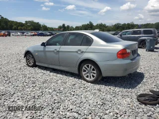 2007 BMW 3 Series 328i z VIN WBAVA33597PG52774, wystawiony jako Copart lot #60345555 z przebiegiem 189 361 mil mil oraz Szkoda całkowita • Salvage title. Historia ofert i sprzedaży dostępna na DreamBid. Obrazek 2.