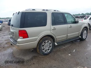 2005 Ford Expedition z VIN 1FMPU195X5LA70128, wystawiony jako IAAI lot #42443618 z przebiegiem Nie podano mil oraz . Historia ofert i sprzedaży dostępna na DreamBid. Obrazek 4.