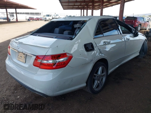 2011 Mercedes-Benz E-Class E 350 Luxury with VIN WDDHF5GB9BA380691, listed as a IAAI auction lot 41862104 with 99,526 mi miles. Bid and sale history available at carsss.com. Image 4.