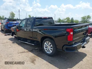 2020 Chevrolet Silverado 1500 Custom with VIN 1GCRWBEF0LZ133727, listed as a IAAI auction lot 39838746 with 1 mi miles. Bid and sale history available at carsss.com. Image 3.
