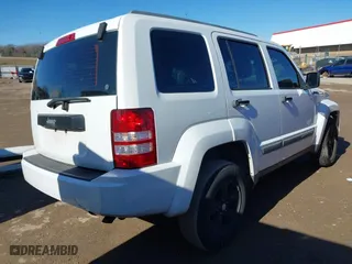 2011 Jeep Liberty Sport with VIN 1J4PP2GK4BW580280, listed as a IAAI auction lot 41482961 with 165,130 mi miles. Bid and sale history available at carsss.com. Image 4.