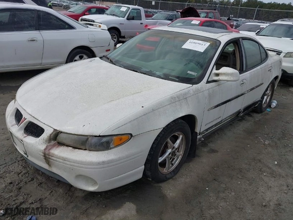 2003 Pontiac Grand Prix GT with VIN 1G2WP52K23F122740, listed as a IAAI auction lot 41809013 with 180,761 mi miles. Bid and sale history available at carsss.com. Image 2.