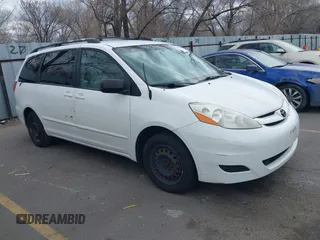 2009 Toyota Sienna CE with VIN 5TDZK23C09S252649, listed as a IAAI auction lot 41851530 with 184,672 mi miles. Bid and sale history available at carsss.com. Image 1.