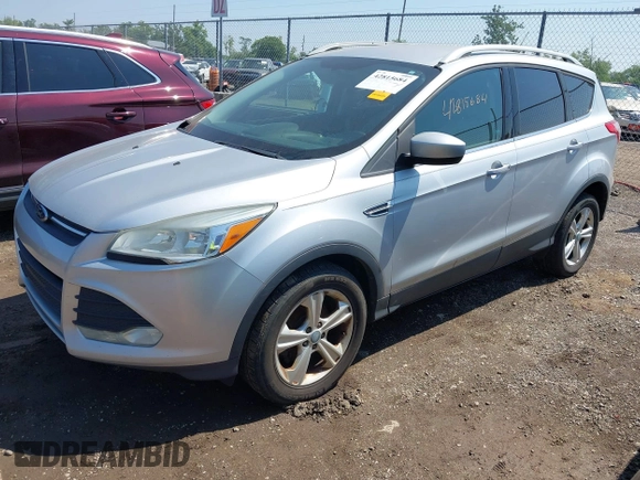 2013 Ford Escape SE z VIN 1FMCU0GX4DUA52665, wystawiony jako IAAI lot #42815684 z przebiegiem 248 336 mil mil oraz . Historia ofert i sprzedaży dostępna na DreamBid. Obrazek 2.