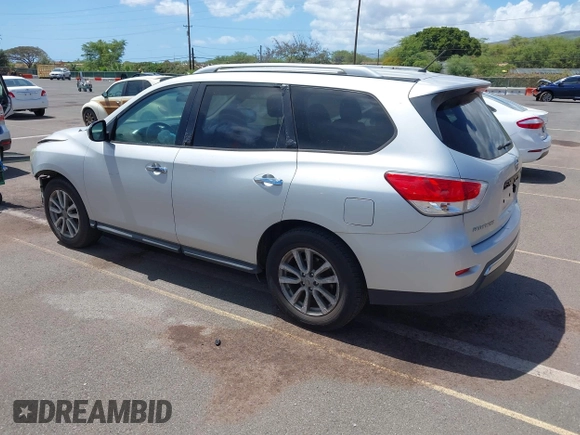 2016 Nissan Pathfinder SV with VIN 5N1AR2MN9GC615324, listed as a IAAI auction lot 42184115 with 67,673 mi miles. Bid and sale history available at carsss.com. Image 3.