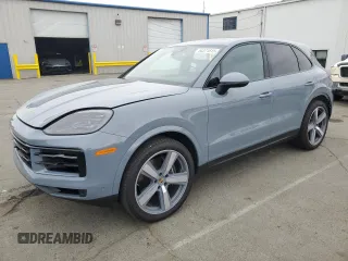 2024 Porsche Cayenne z VIN WP1AA2AY3RDA11208, wystawiony jako Copart lot #54371815 z przebiegiem 7 282 mil mil oraz Szkoda całkowita • Salvage title. Historia ofert i sprzedaży dostępna na DreamBid. Obrazek 1.
