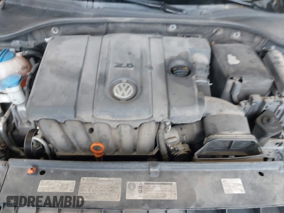 2012 Volkswagen Passat SE z VIN 1VWBH7A39CC085441, wystawiony jako IAAI lot #41866679 z przebiegiem 110 950 mil mil oraz . Historia ofert i sprzedaży dostępna na DreamBid. Obrazek 10.