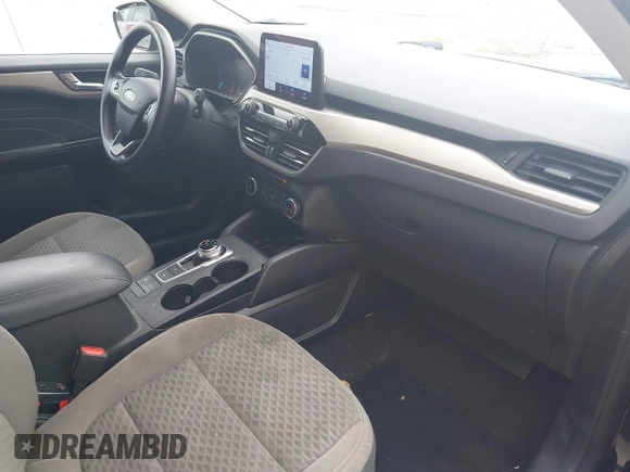 2021 Ford Escape SE with VIN 1FMCU9G60MUA38130, listed as a IAAI auction lot 42763003 with 98,388 mi miles and . Bid and sale history available at DreamBid. Image 5.