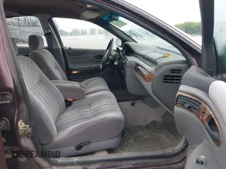 1996 Chrysler Concorde z VIN 2C3HD56T3TH312730, wystawiony jako IAAI lot #42194893 z przebiegiem 145 467 mil mil oraz . Historia ofert i sprzedaży dostępna na DreamBid. Obrazek 5.