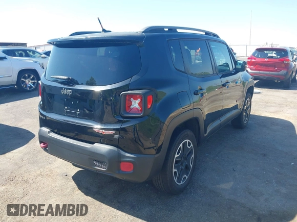 2015 Jeep Renegade Trailhawk with VIN ZACCJBCT1FPC17815, listed as a IAAI auction lot 42043290 with 247,652 mi miles and . Bid and sale history available at DreamBid. Image 4.