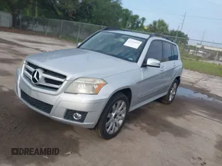 2011 Mercedes-Benz GLK 350 z VIN WDCGG5GBXBF526905, wystawiony jako IAAI lot #42223978 z przebiegiem 156 215 mil mil oraz . Historia ofert i sprzedaży dostępna na DreamBid. Obrazek 2.