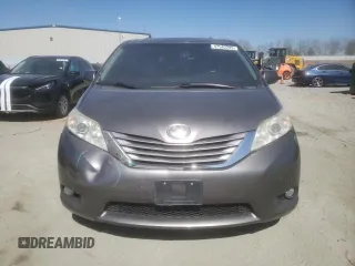 2016 Toyota Sienna XLE with VIN 5TDYK3DC8GS746237, listed as a Copart auction lot 47543295 with 124,888 mi miles and Salvage Title. Bid and sale history available at carsss.com. Image 5.