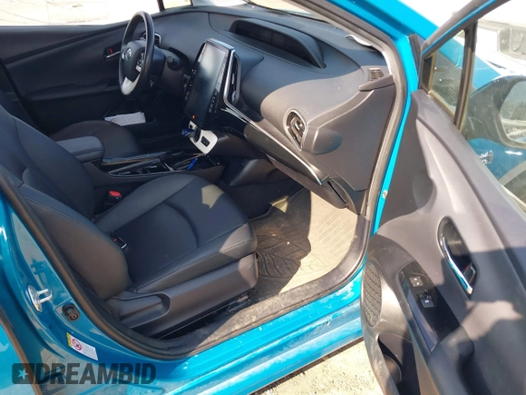 2017 Toyota Prius Plus with VIN JTDKARFP4H3062901, listed as a IAAI auction lot 42007458 with 89,893 mi miles and . Bid and sale history available at DreamBid. Image 5.