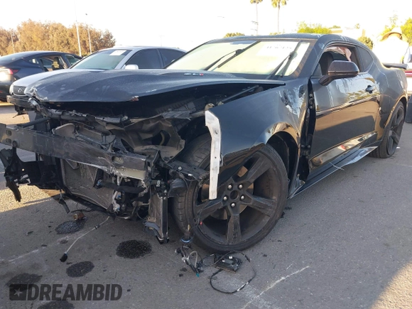 2018 Chevrolet Camaro ZL1 with VIN 1G1FK1R69J0120679, listed as a IAAI auction lot 41767125 with 25,233 mi miles and . Bid and sale history available at DreamBid. Image 18.