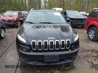 2018 Jeep Cherokee Latitude Plus with VIN 1C4PJLLX7JD504352, listed as a IAAI auction lot 42015977 with 85,157 mi miles and . Bid and sale history available at DreamBid. Image 13.