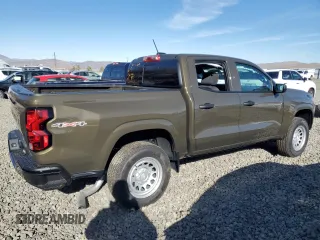 2024 Chevrolet Colorado 4WD Work Truck z VIN 1GCPTBEK3R1208182, wystawiony jako Copart lot #44642265 z przebiegiem 1 915 mil mil oraz Szkoda całkowita • Salvage title. Historia ofert i sprzedaży dostępna na DreamBid. Obrazek 3.