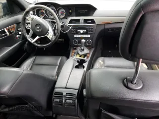 2014 Mercedes-Benz C 350 Sport with VIN WDDGF5HBXEA958358, listed as a Copart auction lot 48085305 with 154,880 mi miles and Clean Title. Bid and sale history available at DreamBid. Image 8.