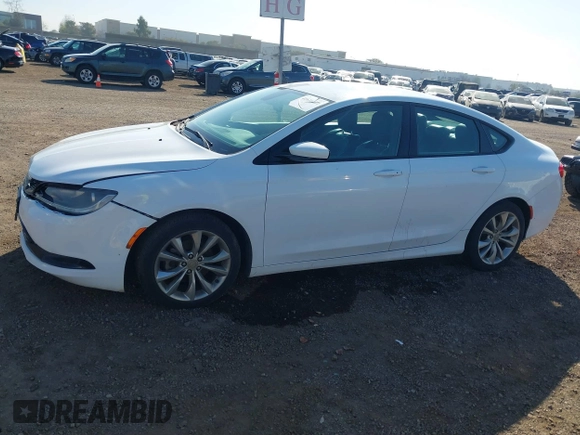 2015 Chrysler 200 S with VIN 1C3CCCBB2FN665650, listed as a IAAI auction lot 41616172 with 140,747 mi miles. Bid and sale history available at carsss.com. Image 14.