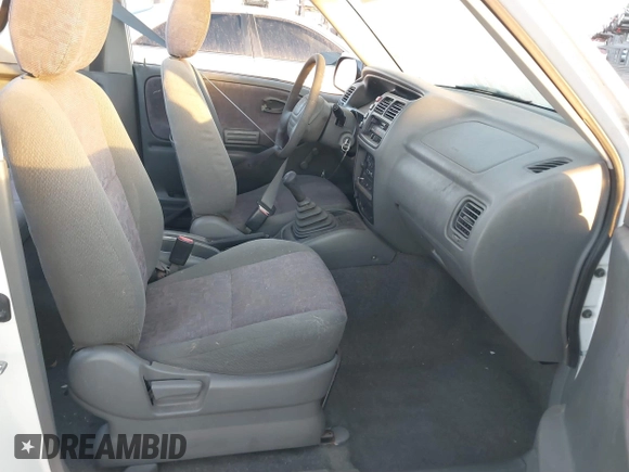 2000 Chevrolet Tracker z VIN 2CNBE18C3Y6920718, wystawiony jako IAAI lot #41566833 z przebiegiem 157 316 mil mil oraz . Historia ofert i sprzedaży dostępna na DreamBid. Obrazek 5.
