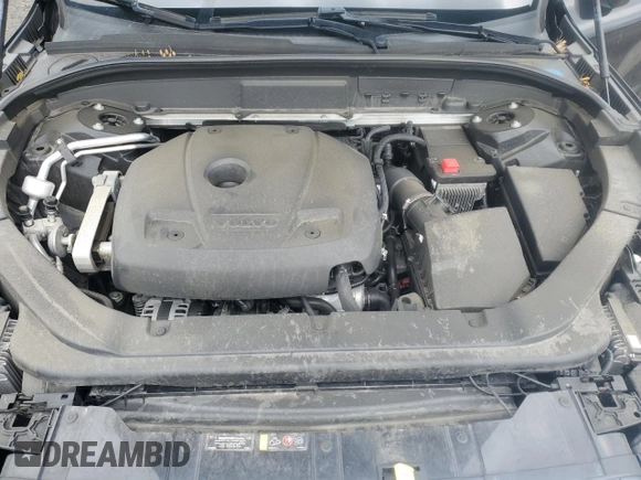 2018 Volvo XC60 Momentum with VIN LYV102RK6JB105943, listed as a Copart auction lot 60496055 with 72,706 mi miles and Salvage title. Bid and sale history available at DreamBid. Image 12.