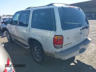 1998 Ford Explorer XL with VIN 1FMZU32E1WZB24266, listed as a IAAI auction lot 41795619 with 293,600 mi miles and . Bid and sale history available at DreamBid. Image 3.