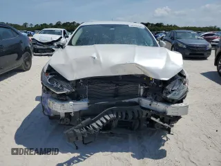 2017 Ford Fusion SE with VIN 3FA6P0H71HR402957, listed as a Copart auction lot 55222985 with 109,979 mi miles and Salvage Title. Bid and sale history available at DreamBid. Image 5.