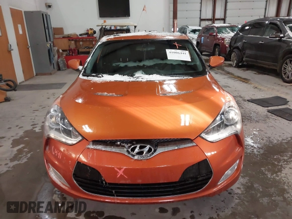 2012 Hyundai Veloster w/Gray Int z VIN KMHTC6AD6CU076954, wystawiony jako IAAI lot #41006441 z przebiegiem 73 767 mil mil oraz . Historia ofert i sprzedaży dostępna na DreamBid. Obrazek 12.