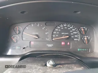 2002 Dodge Dakota with VIN 1B7GL12X42S698285, listed as a IAAI auction lot 40826030 with 211,936 mi miles and . Bid and sale history available at carsss.com. Image 7.