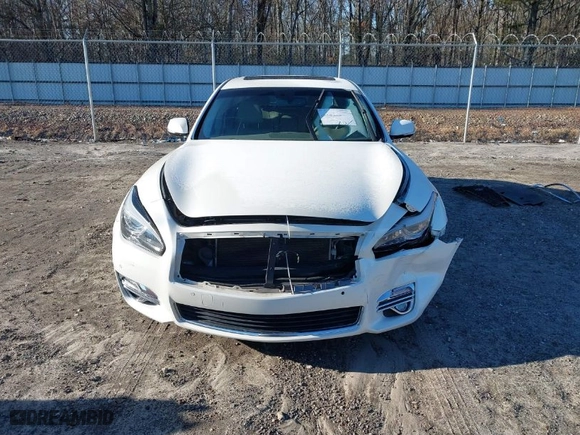2019 Infiniti Q70L 3.7 LUXE with VIN JN1BY1PP0KM685089, listed as a IAAI auction lot 41277245 with NaN miles. Bid and sale history available at carsss.com. Image 13.