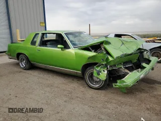 1981 Oldsmobile Cutlass z VIN 1G3AR47F1BR483296, wystawiony jako Copart lot #76765774 z przebiegiem 34 550 mil mil oraz Szkody całkowita. Historia ofert i sprzedaży dostępna na DreamBid. Obrazek 4.