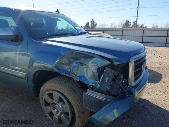 2011 GMC Sierra 1500 SLE with VIN 3GTP1VE07BG118014, listed as a IAAI auction lot 41224998 with 244,932 mi miles. Bid and sale history available at carsss.com. Image 6.